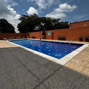 piscina inside